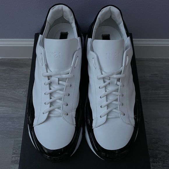 No. 21 - Picture 3 of 7